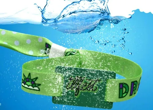 water test for rfid fabric bracelet with qr code